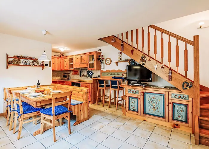 Parco Degli Abeti By Interhome דירה קאנזיי